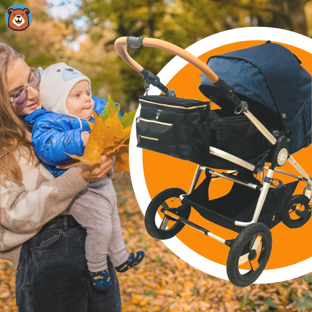 organisateur de poussette - bébé et maman debout